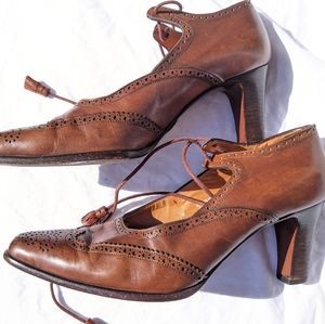 Ralph Lauren vintage oxford Mary Jane heels